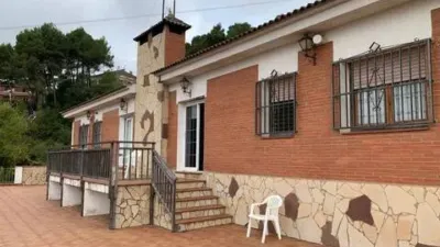 Chalet in Cervelló photo 3