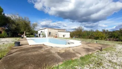 Chalet rústico en venta en Calle Cabeza Montegil, Cantillana de 130.000 €