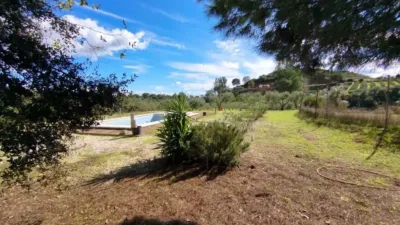 Chalet rústico en venta en Calle Cabeza Montegil, Cantillana de 130.000 €