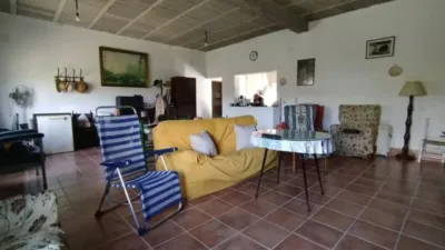 Chalet rústico en venta en Calle Cabeza Montegil, Cantillana de 130.000 €