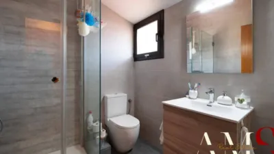 Townhouse in L'Eixample Centre-Barri Antic photo 22