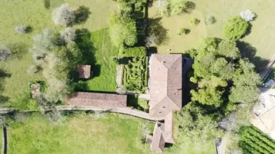 Casa – Cangas de Onís - Més