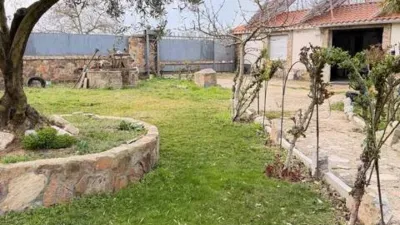 Chalet en venta en Morales del Vino, Morales del Vino de 300.000 €