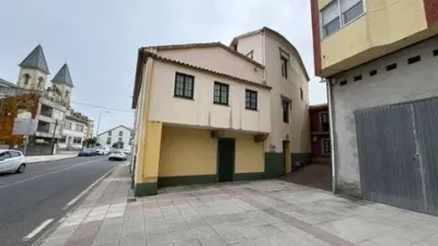 Chalet in El Feal-Xuvia photo 3
