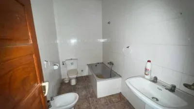 Apartment on Rosalía de Castro Street photo 5
