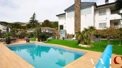 Villa in Begues photo 7