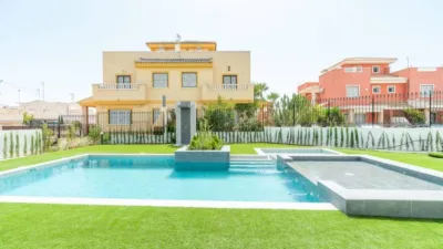 Casa – Torrevieja, Urbanización Los Balcones - Vista 3