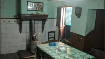 Chalet en venta en Rubielos de Mora, Rubielos de Mora de 120.000 €