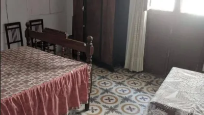 Chalet en venta en Rubielos de Mora, Rubielos de Mora de 120.000 €