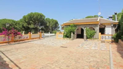 Townhouse in Andújar photo 18