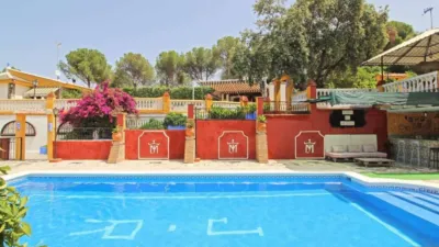 Townhouse in Andújar photo 3