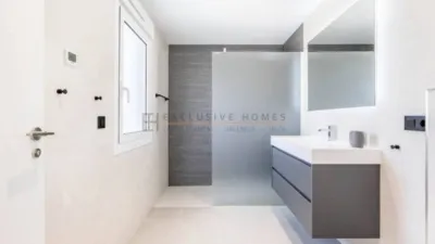 House in Urbanizations photo 24