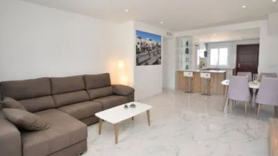 Piso – San Miguel de Salinas - Vista 2