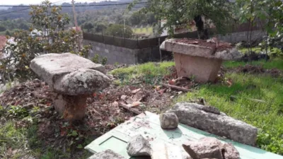 Casa rústica en venta en Moreiras (Toén), Moreiras (Toén) de 29.900 €