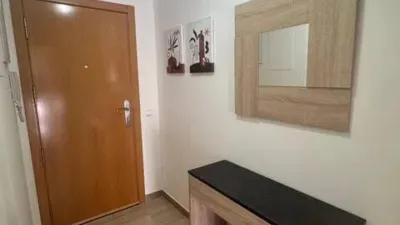 Flat on Calle del Atleta Antonio Amorós photo 17