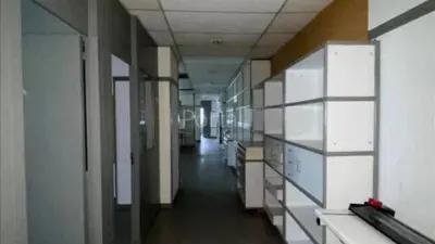 Oficina en venta en Plaza de Luis Seoane - Más