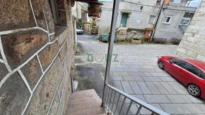 Stone house with land in the riverbank area. Stone house distributed as follows: basement with cellar, old shop and wood store; first floor with kitchen, bathroom, gallery and bedroom; second floor with 2 bedrooms, bathroom, and attic space with balcony access. Land and orchards located 100 metres away. Option to sell separately – house for €35,000 and land for €8,000. Located 1.5 km from Ribadavia and 11 km from Carballiño. Well connected and situated. Surrounded by hiking routes, thermal areas, etc., just a few km from Nautico. Don’t miss out on seeing it. Don’t lose the opportunity to visit this gem and fall in love with its potential. Contact us or visit our office at C/ Progreso 123, 1st floor, office 2, Ourense (Vila Rejo building). Make this place your new home! photo 3