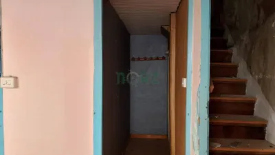 Stone house with land in the riverbank area. Stone house distributed as follows: basement with cellar, old shop and wood store; first floor with kitchen, bathroom, gallery and bedroom; second floor with 2 bedrooms, bathroom, and attic space with balcony access. Land and orchards located 100 metres away. Option to sell separately – house for €35,000 and land for €8,000. Located 1.5 km from Ribadavia and 11 km from Carballiño. Well connected and situated. Surrounded by hiking routes, thermal areas, etc., just a few km from Nautico. Don’t miss out on seeing it. Don’t lose the opportunity to visit this gem and fall in love with its potential. Contact us or visit our office at C/ Progreso 123, 1st floor, office 2, Ourense (Vila Rejo building). Make this place your new home! photo 8