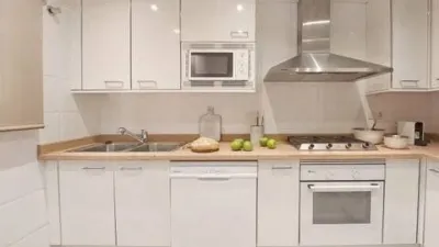 Piso en alquiler en Gran Via de les Corts Catalanes, cerca de Carrer de Roger de Llúria - Imagen 9