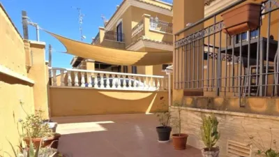 Terraced house at Calle C. Gotzone Mora 36 photo 4