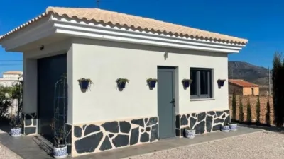 Chalet in Camarillas photo 17