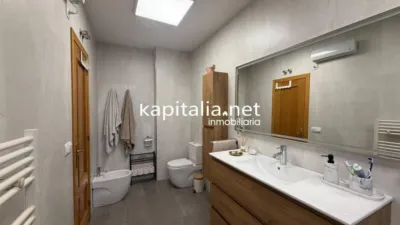 Apartment in Ensanche photo 9
