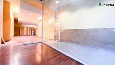 Local comercial en alquiler en Santiago de Compostela - Vista 3