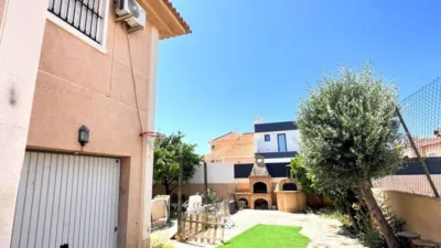 Casa en calle C. Meridiano 4 photo 9