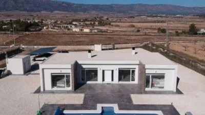 Chalet in Camarillas photo 18