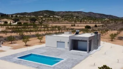 Chalet in Camarillas photo 24