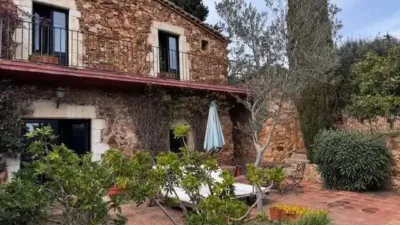Casa rústica en Mont-Ras photo 9