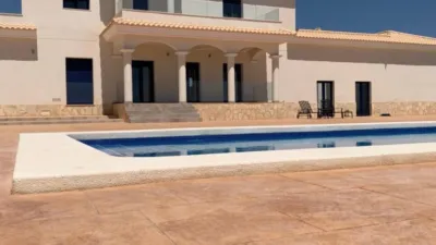Chalet in Camarillas photo 16
