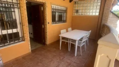 Chalet in Guardamar del Segura photo 3
