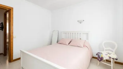 Chalet for sale in Es Llombard photo 12