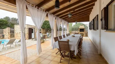 Chalet for sale in Es Llombard photo 2