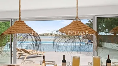 Casa en venta en Avinguda de Pere Matutes Noguera, cerca de Carrer d'En Bossa, Ses Figueretes-Platja d'en Bossa-Cas Serres (Ibiza - Eivissa) de 4.850.000 €