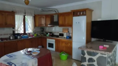 Chalet on N-A Street, -1 photo 17
