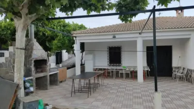 Chalet on N-A Street, -1 photo 21