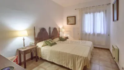 House in Urbanitzacions del Nord photo 25