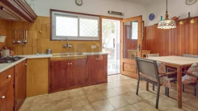 House in Urbanitzacions del Nord photo 6