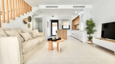 Casa – Cox - Més