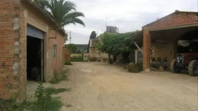 Rustic house in La Bisbal d'Empordà photo 3