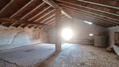 Chalet en venta en Alfambra, Alfambra de 46.000 €