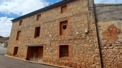Chalet en venta en Alfambra, Alfambra de 46.000 €