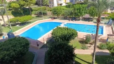 Piso en alquiler en Avenida de Uruguay, Platja de Ponent (Benidorm) de 1.200 €<span>/mes</span>