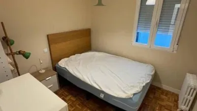 Piso en alquiler en Argüelles - Imagen 2
