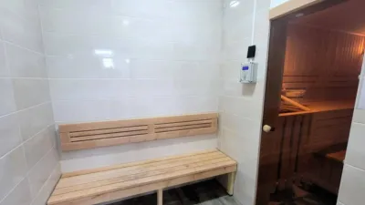 Apartment on Calle de Ramón Gallud photo 25