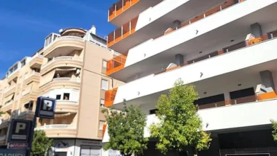 Apartment on Calle de Ramón Gallud photo 32