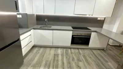 Apartment on Calle de Ramón Gallud photo 9