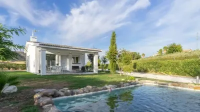Chalet in Alhaurín el Grande photo 2
